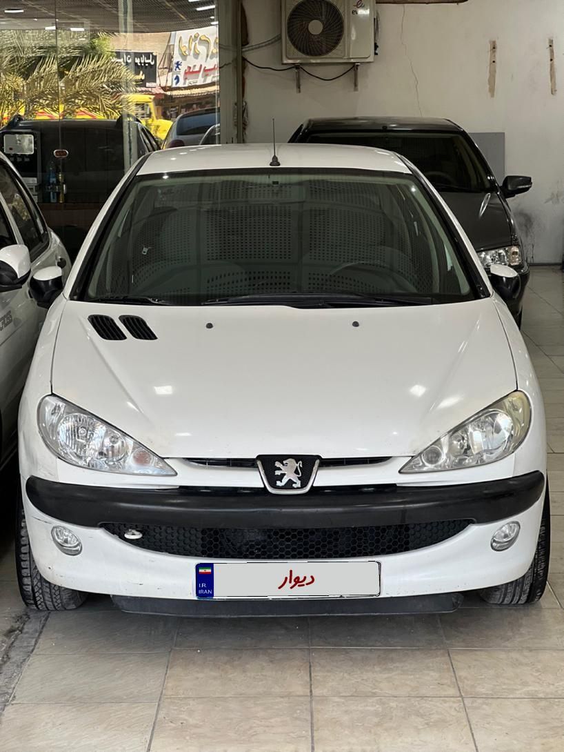 پژو ۲۰۶ صندوق دار v8 - 1391