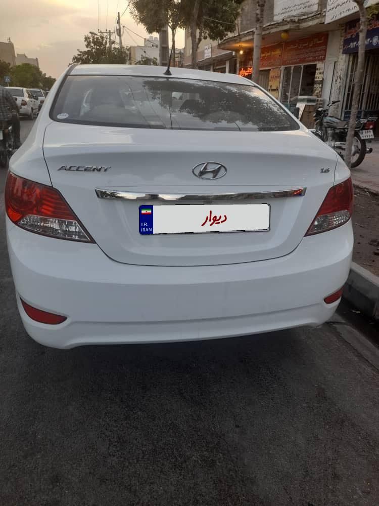 هیوندای اکسنت جی‌ال‌اس - 2014