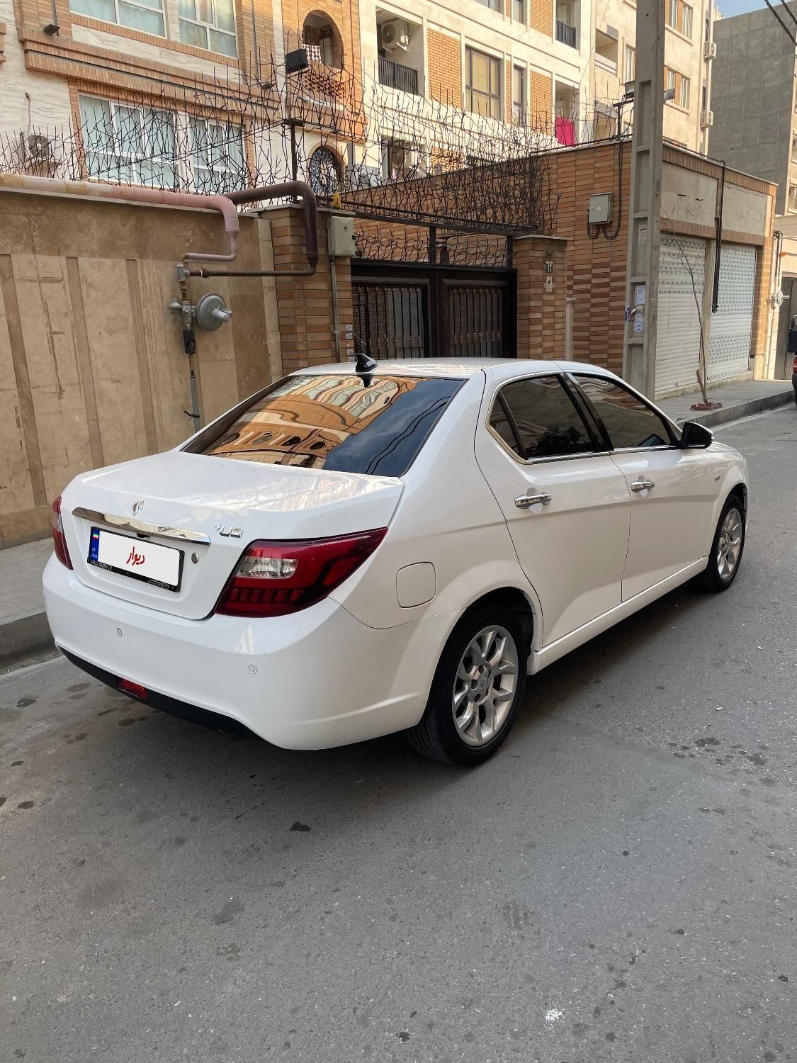 دنا پلاس توربو اتوماتیک - 1401