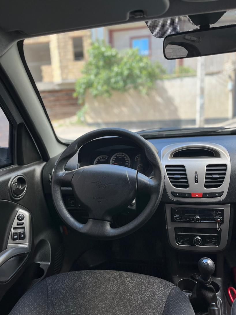 کوییک R دنده‌ای - 1402