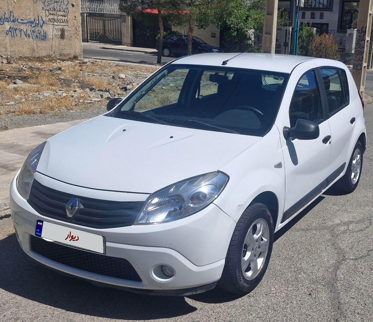 خودرو رنو، ساندرو آگهی ann_18482856