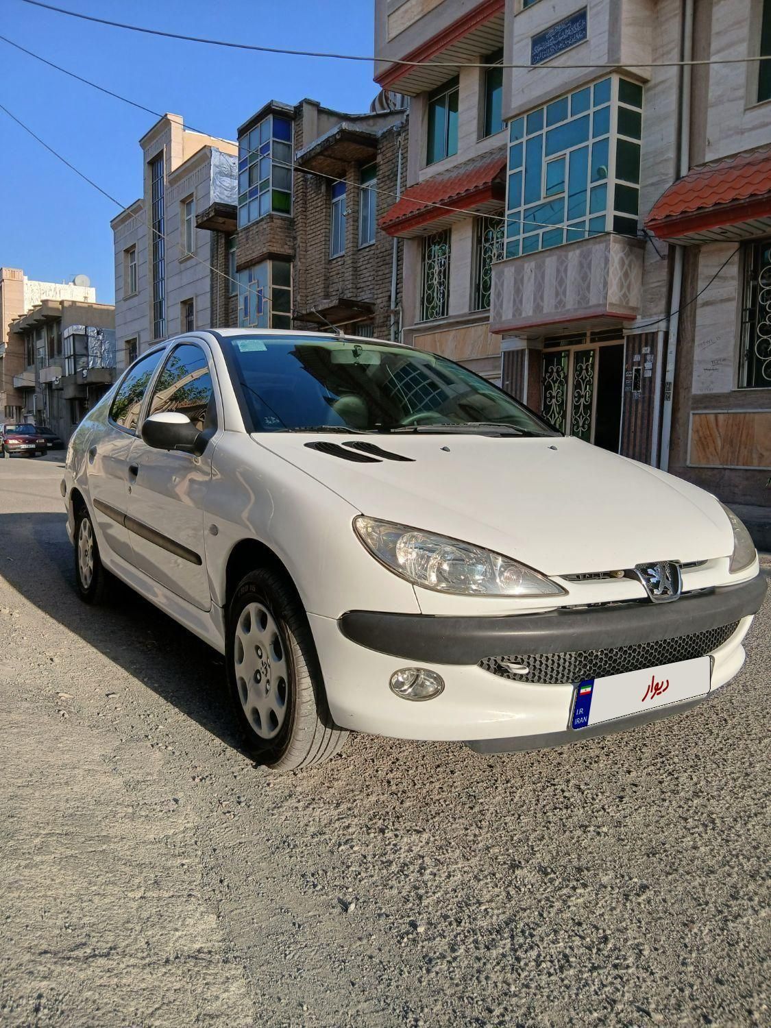 پژو ۲۰۶ صندوق دار v8 - 1398