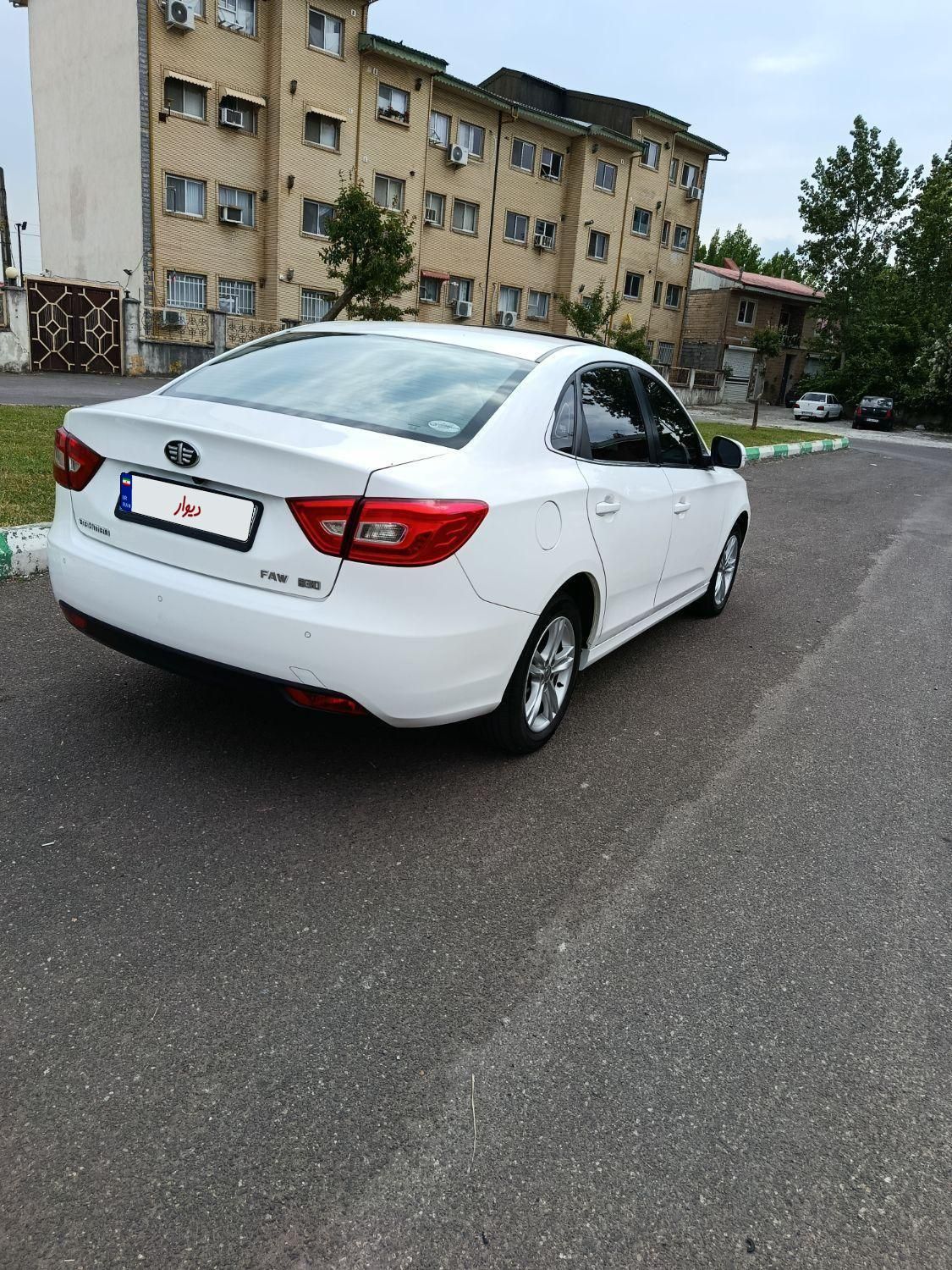 بسترن B30 اتوماتیک - 2020