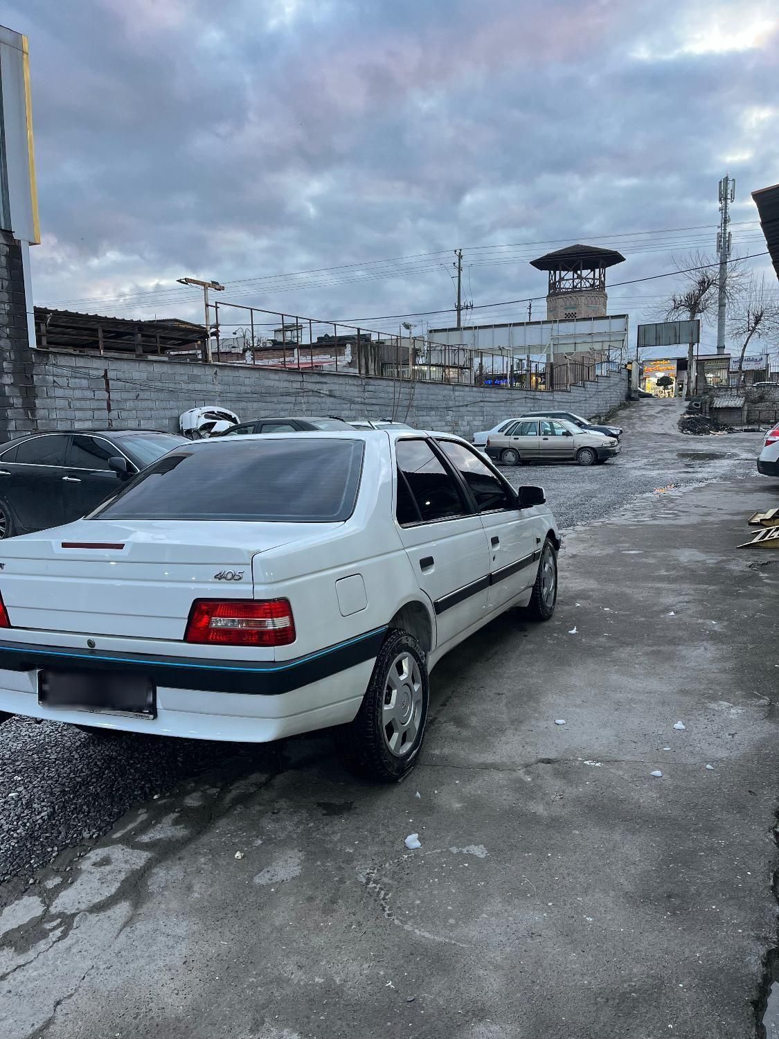 پژو 405 SLX بنزینی TU5 - 1391