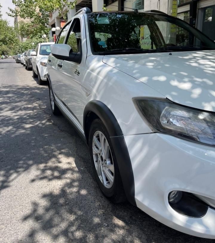 خودرو کوییک، R آگهی ann_18483780