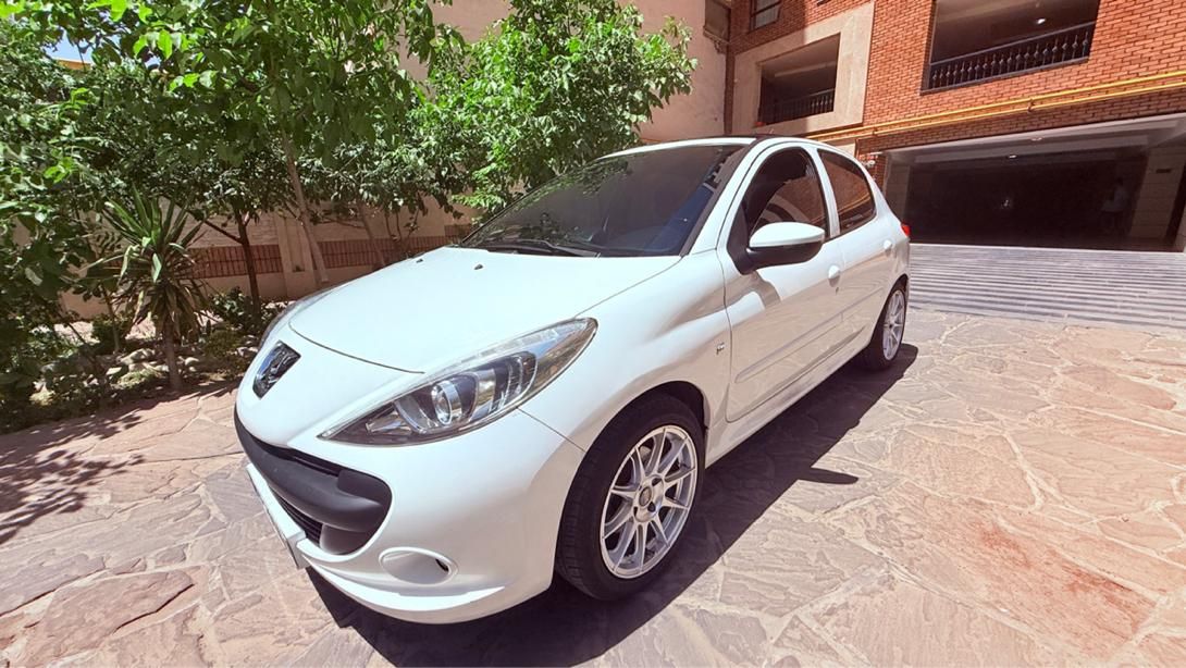 پژو 207 دنده‌ای فرمان هیدرولیک - 1400