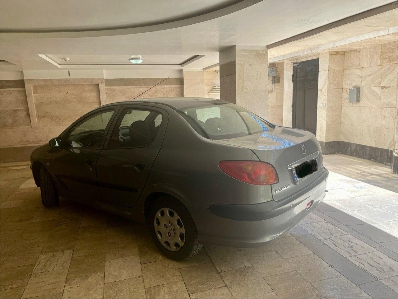 پژو ۲۰۶ صندوق دار v8 - 1396