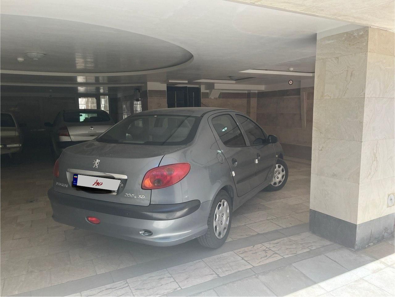 پژو ۲۰۶ صندوق دار v8 - 1396