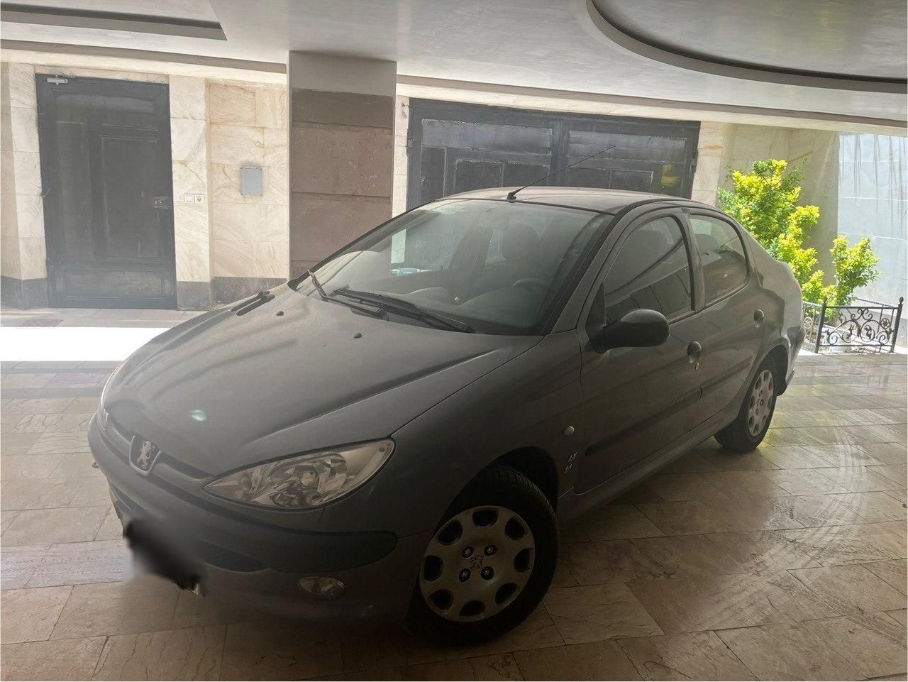 پژو ۲۰۶ صندوق دار v8 - 1396