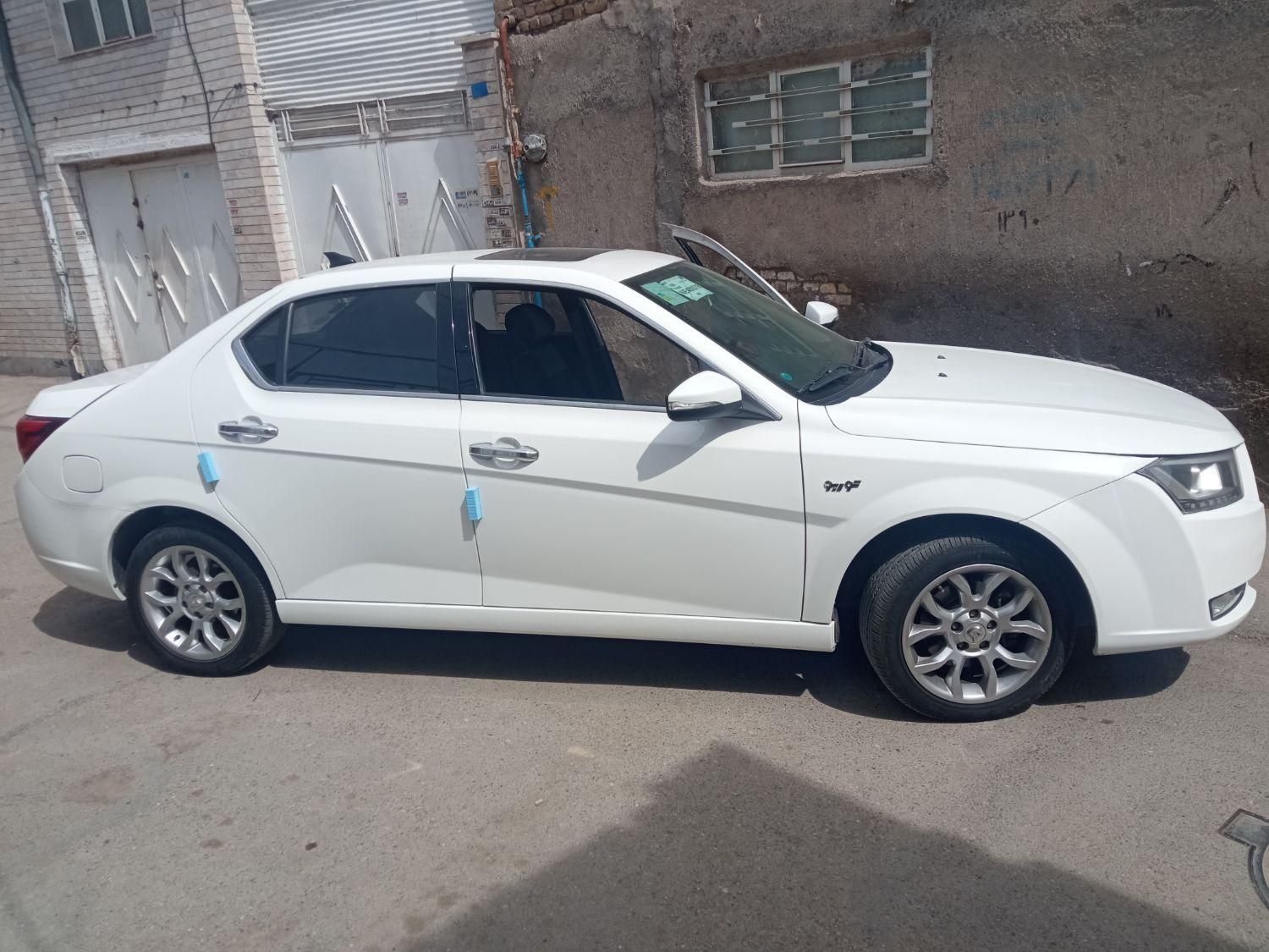 دنا پلاس توربو اتوماتیک - 1401