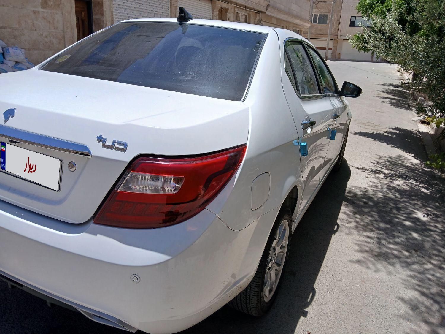 دنا پلاس توربو 6 دنده - 1401