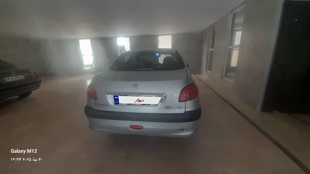پژو ۲۰۶ صندوق دار v8 - 1394
