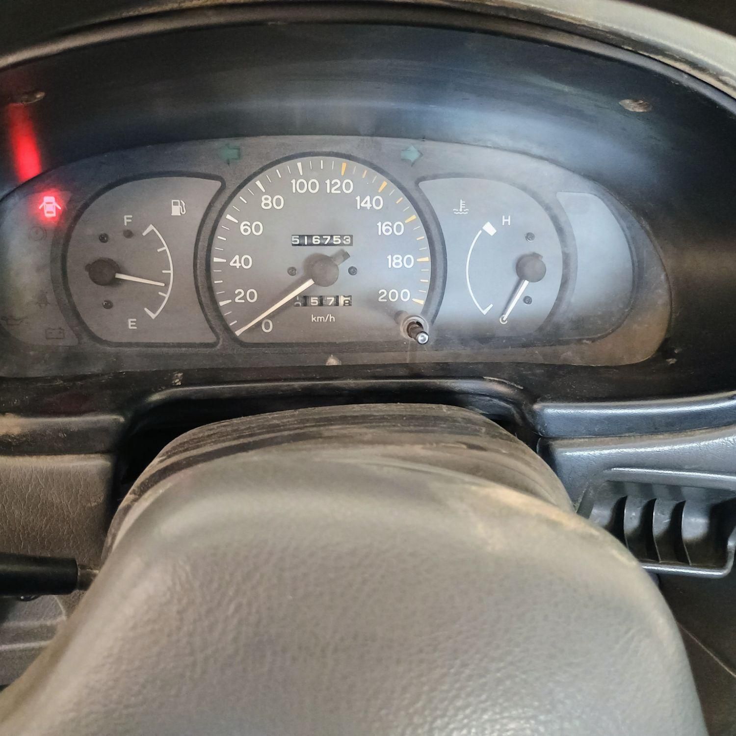 میتسوبیشی لنسر 1.6 لیتر دنده ای - 1993