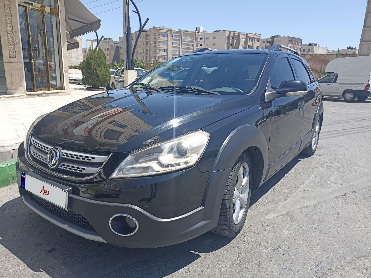 خودرو دانگ فنگ، H30 کراس آگهی ann_18485878