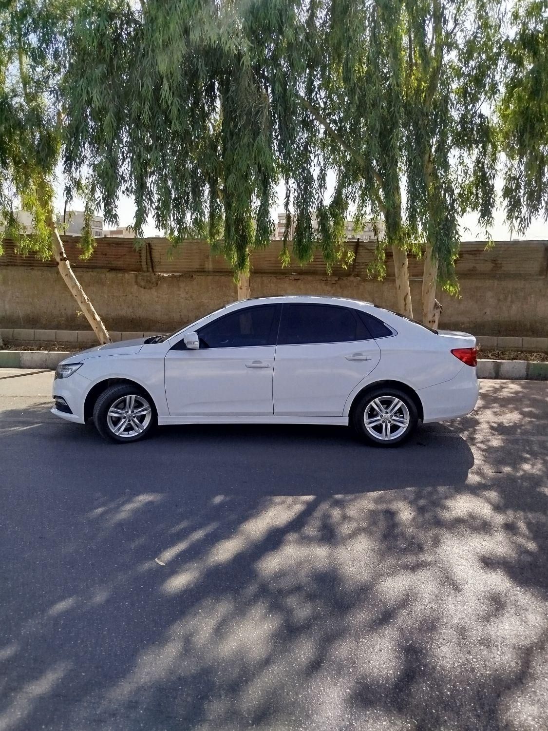 بسترن B30 اتوماتیک - 2018
