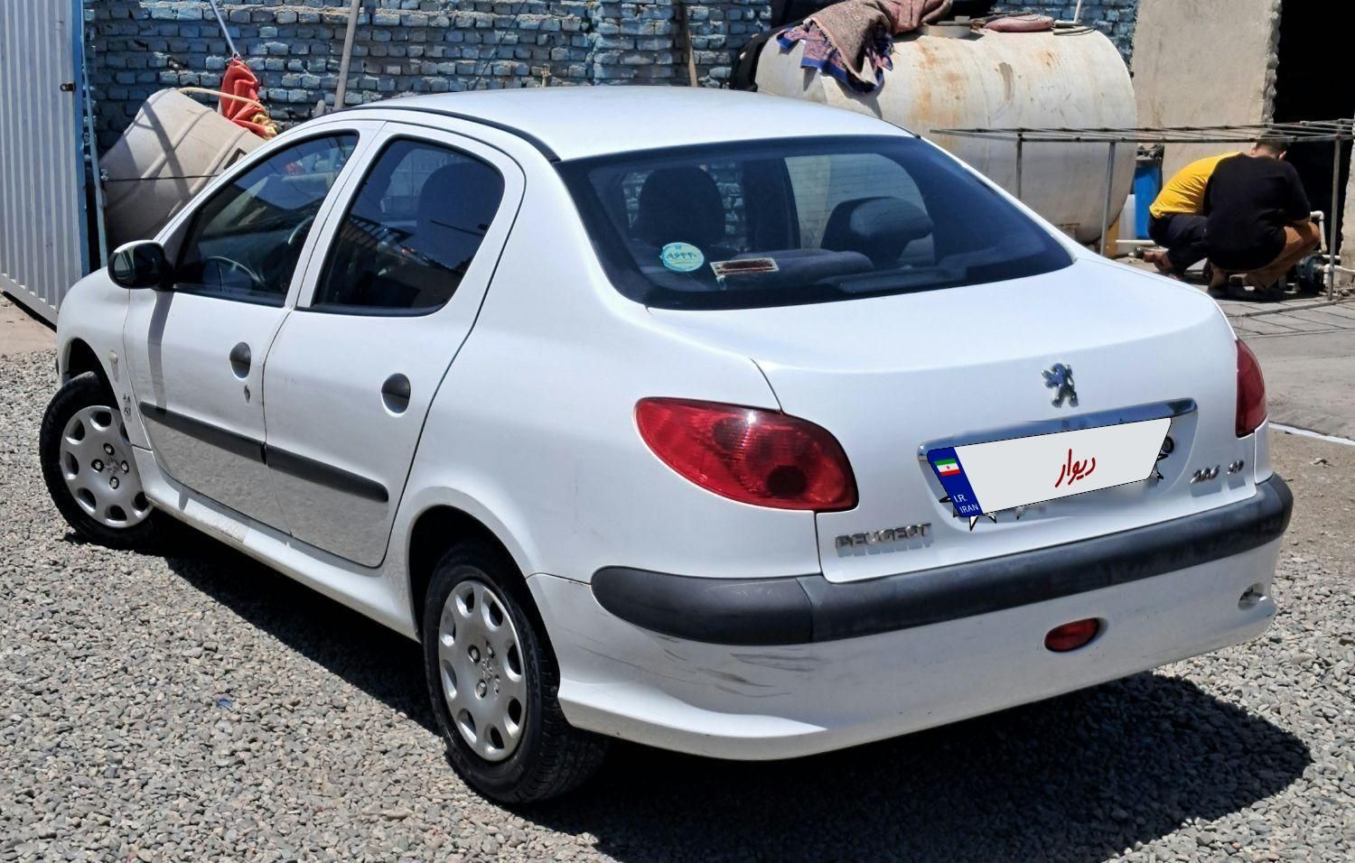 پژو ۲۰۶ صندوق دار v8 - 1399