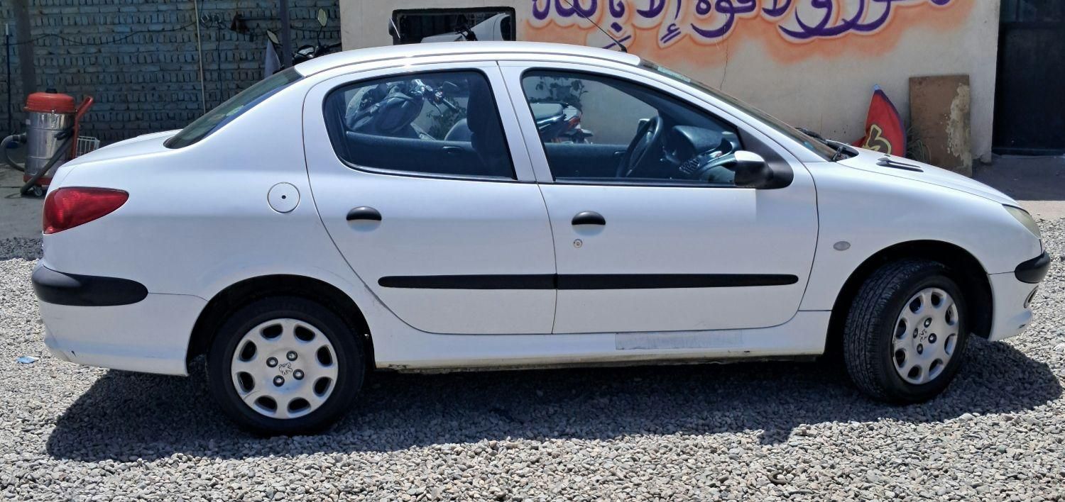 پژو ۲۰۶ صندوق دار v8 - 1399