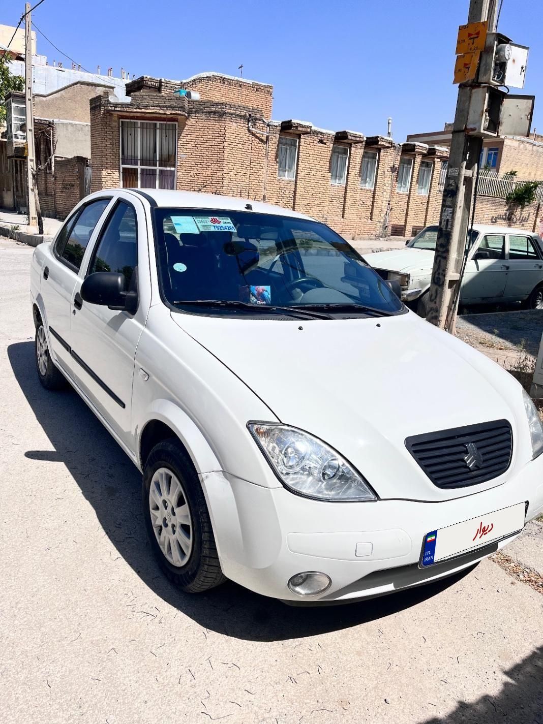 تیبا صندوق دار SX - 1400