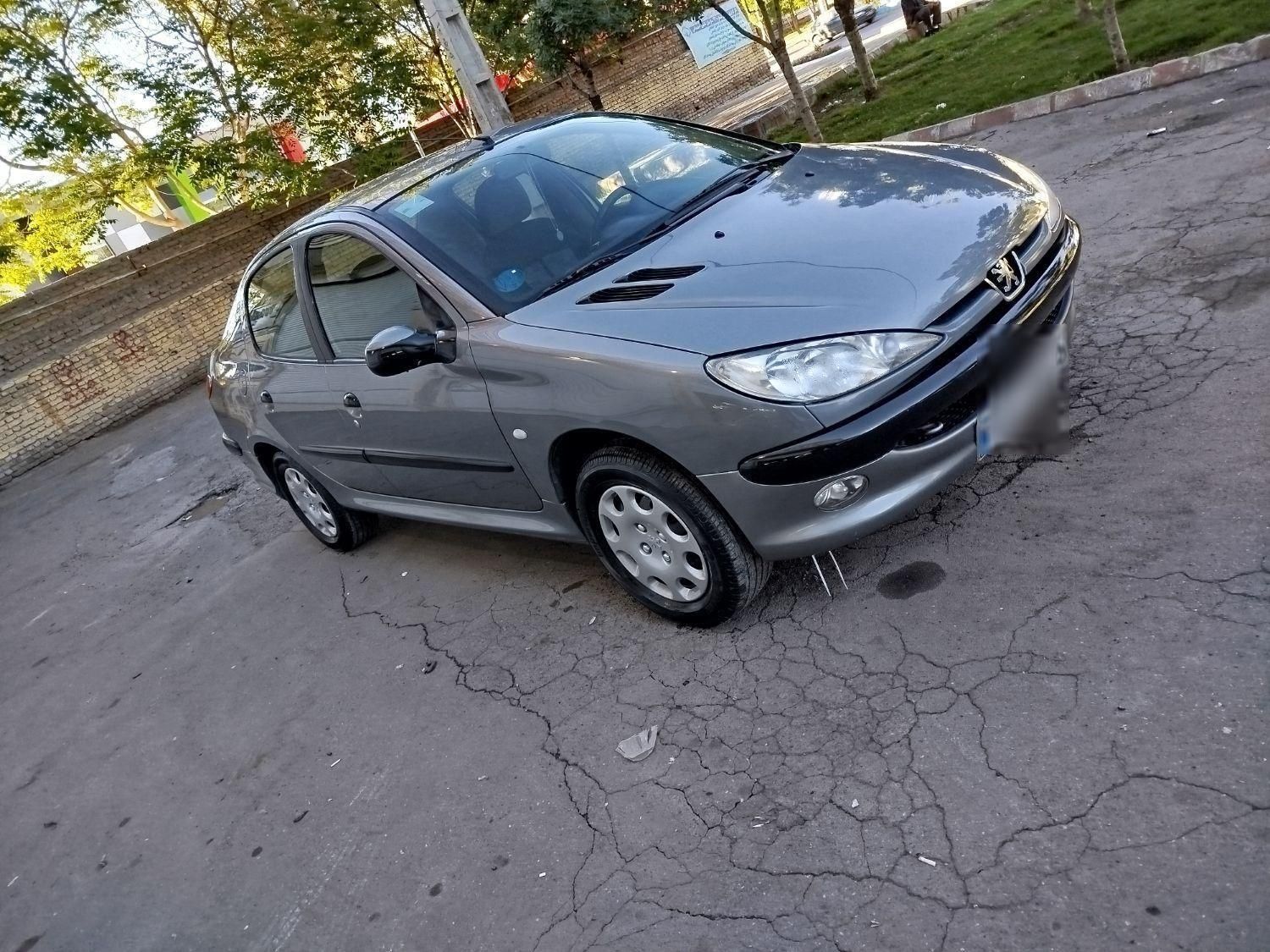 پژو ۲۰۶ صندوق دار v8 - 1389