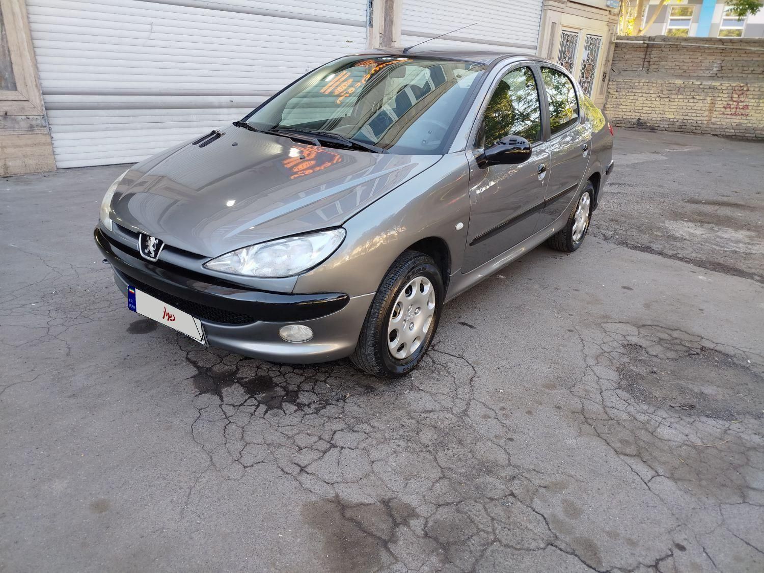 پژو ۲۰۶ صندوق دار v8 - 1389