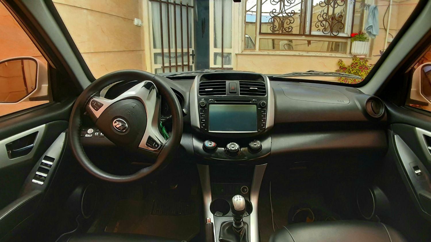 لیفان X60 دنده‌ای - 2015