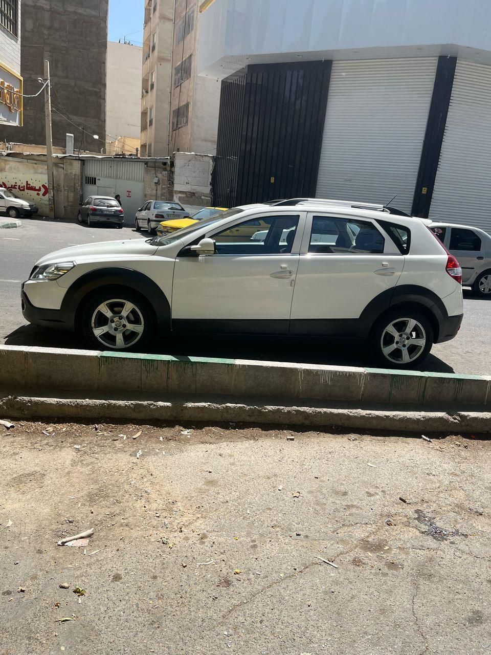 دانگ فنگ H30 کراس اتوماتیک - 1396