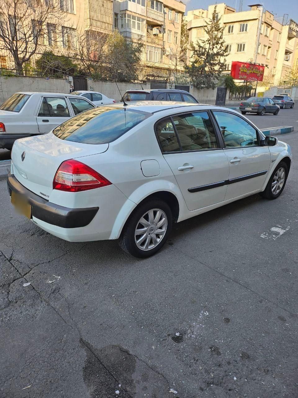 رنو مگان پارس خودرو 2000 - 2012