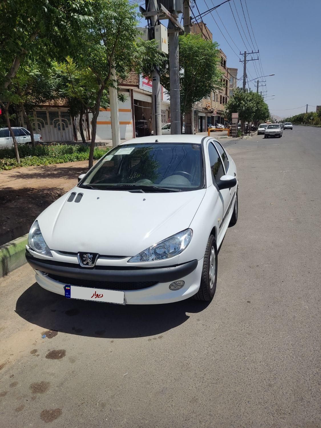 خودرو پژو، ۲۰۶ صندوق دار آگهی ann_18488847