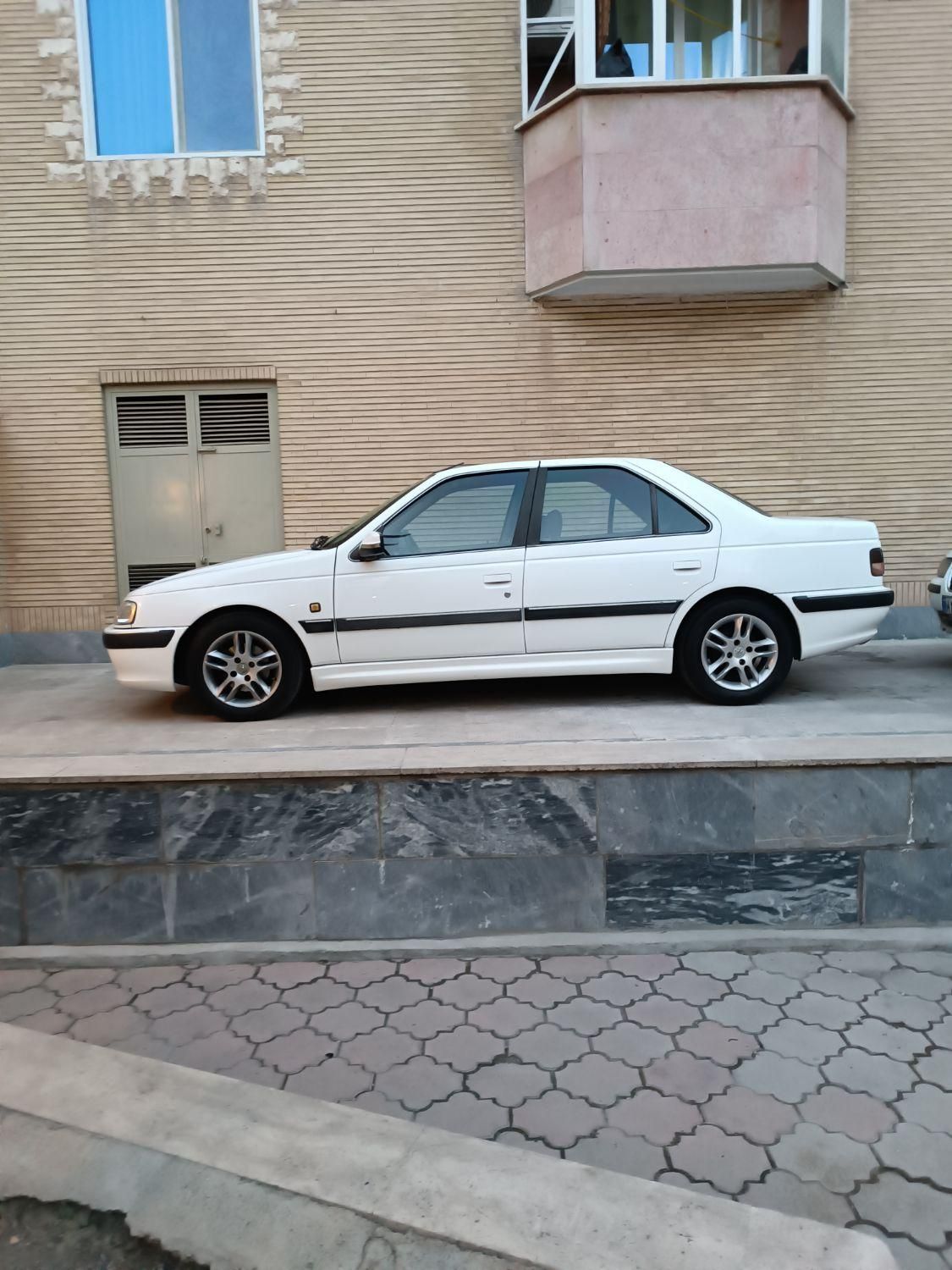 پژو پارس سال - 1395