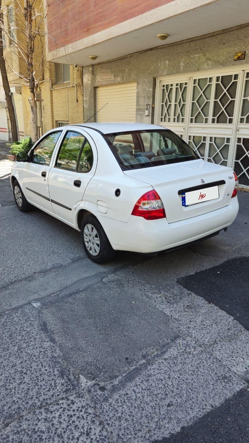 تیبا صندوق دار SX - 1400
