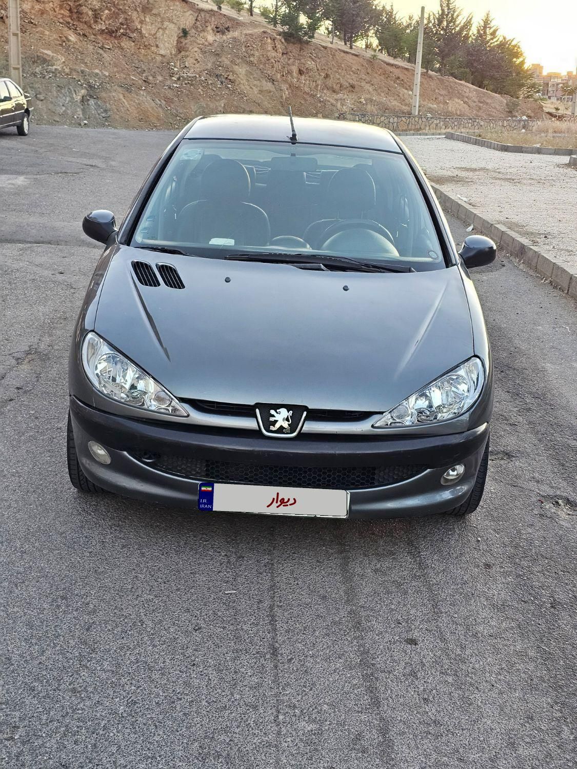 پژو ۲۰۶ صندوق دار v20 - 1388