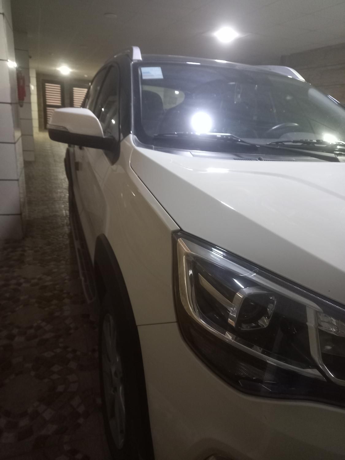 خودرو ام وی ام، X22 آگهی ann_18491342