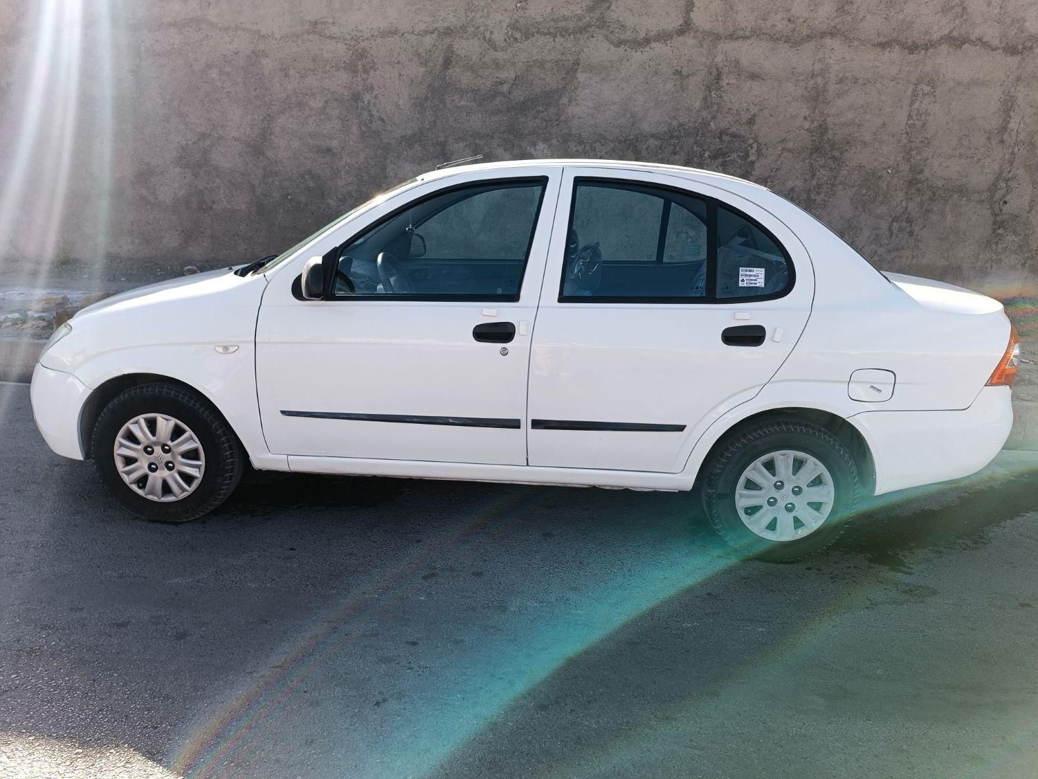 تیبا صندوق دار SX - 1398