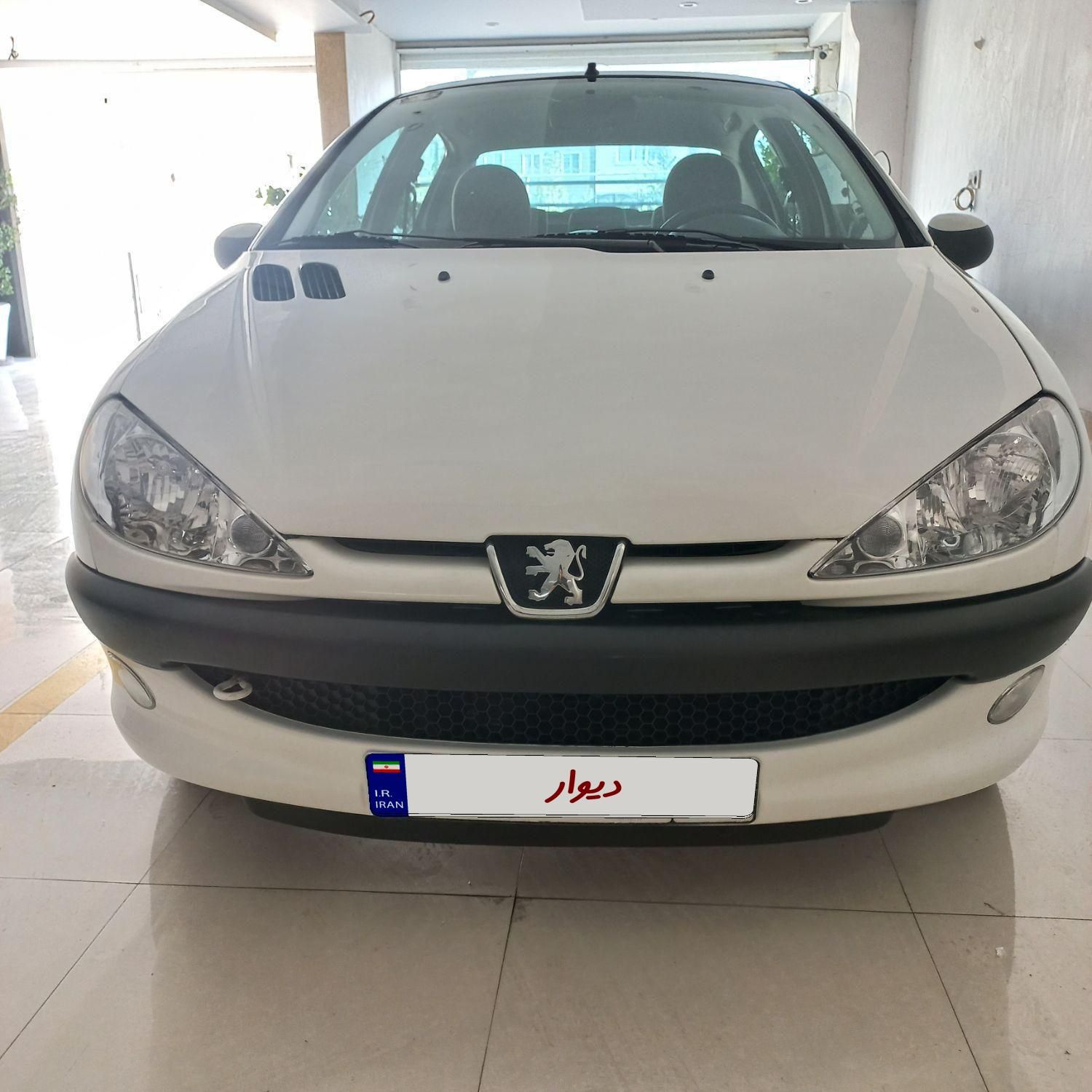 پژو ۲۰۶ صندوق دار v8 - 1396