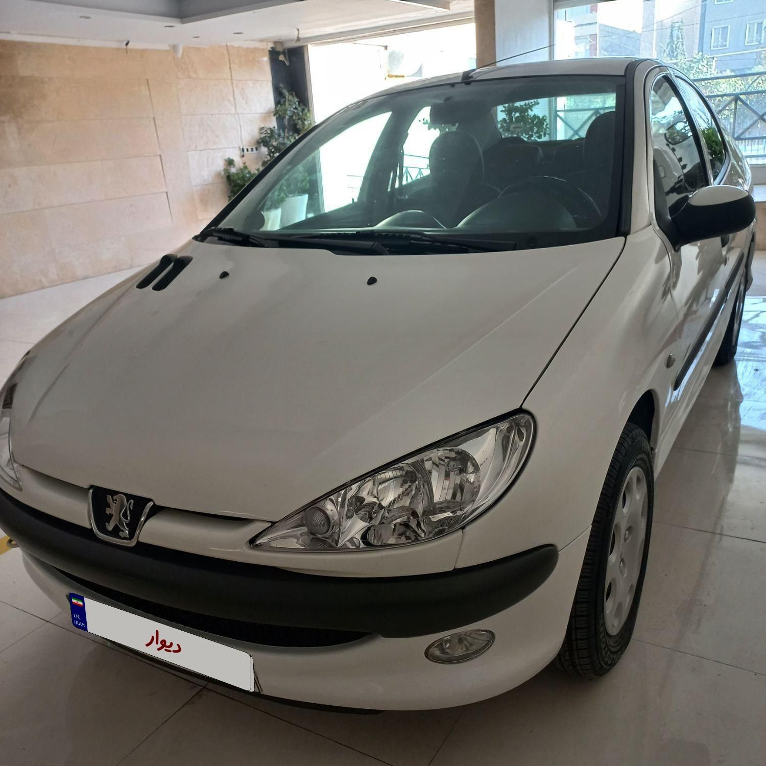 پژو ۲۰۶ صندوق دار v8 - 1396