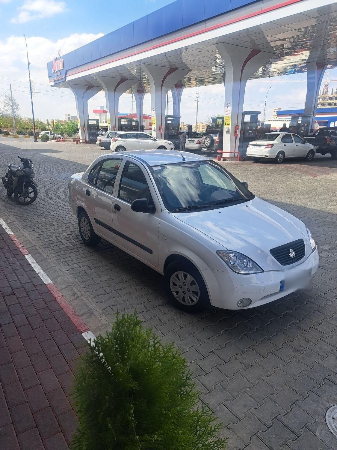 تیبا صندوق دار SX - 1391