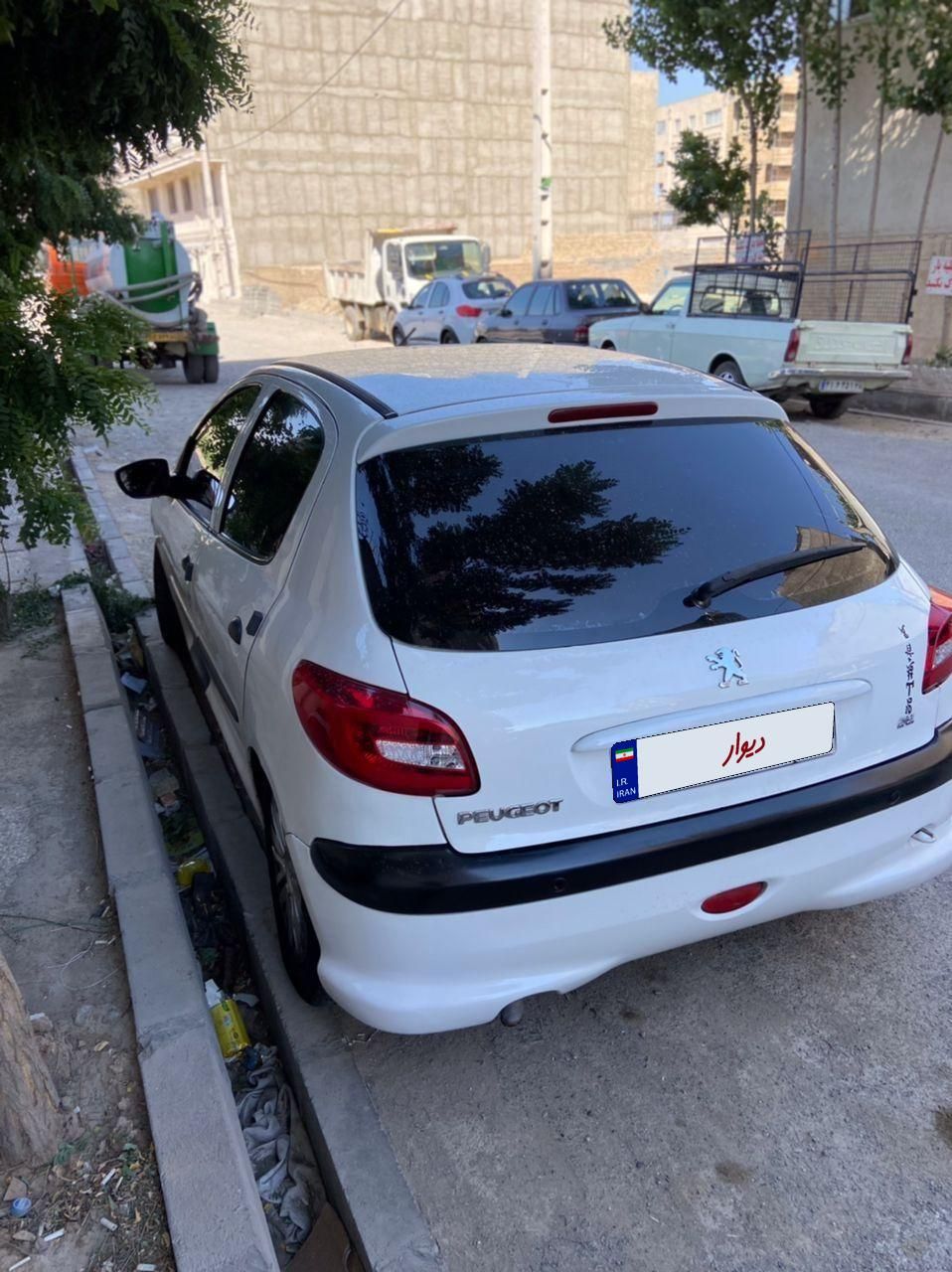 پژو 206 تیپ 5 - 1395