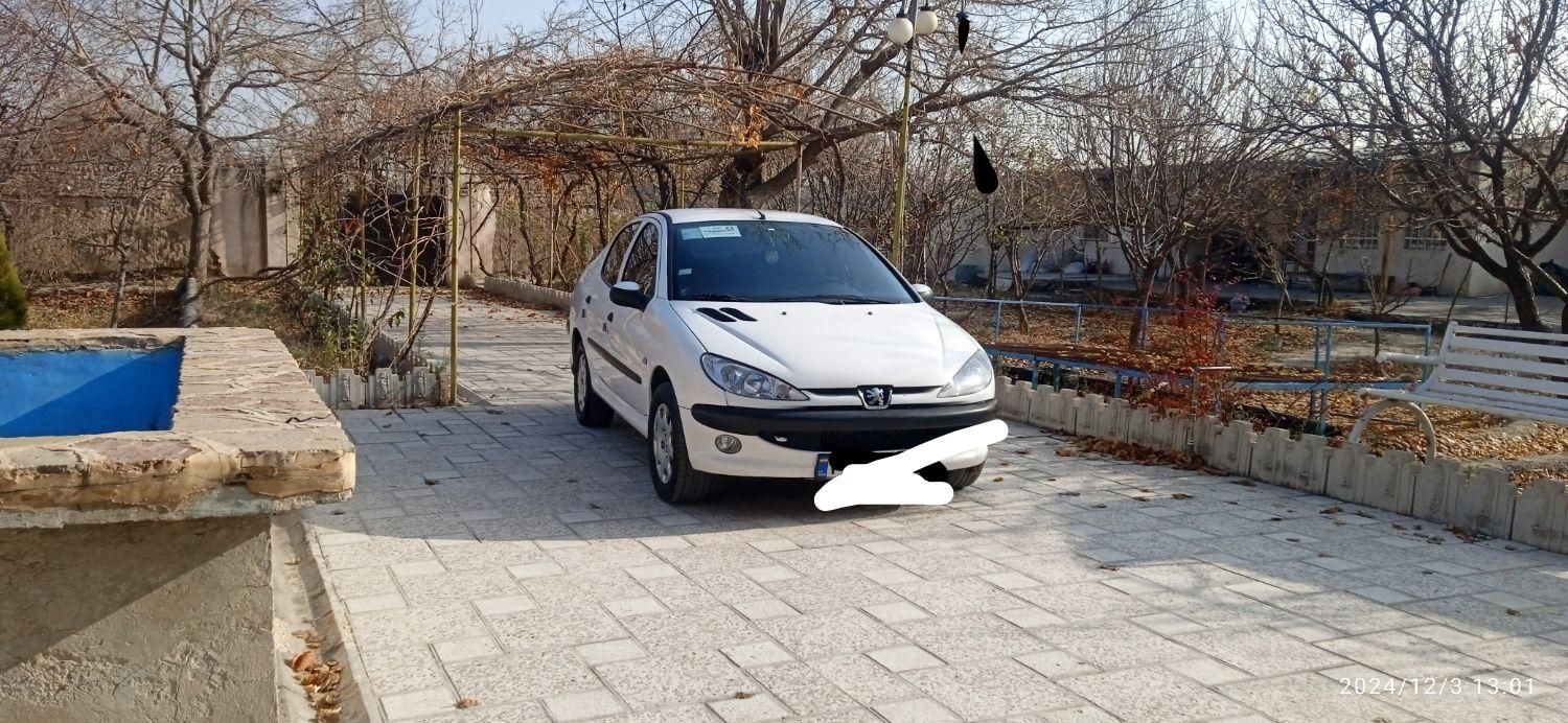 پژو ۲۰۶ صندوق دار v8 - 1395