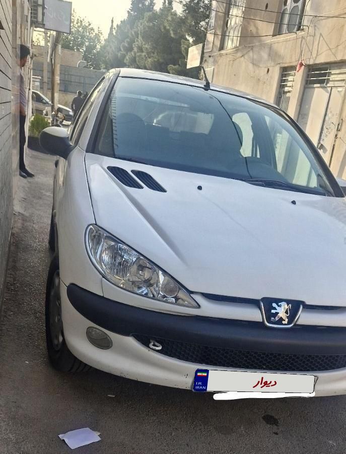 پژو ۲۰۶ صندوق دار v1 - 1390