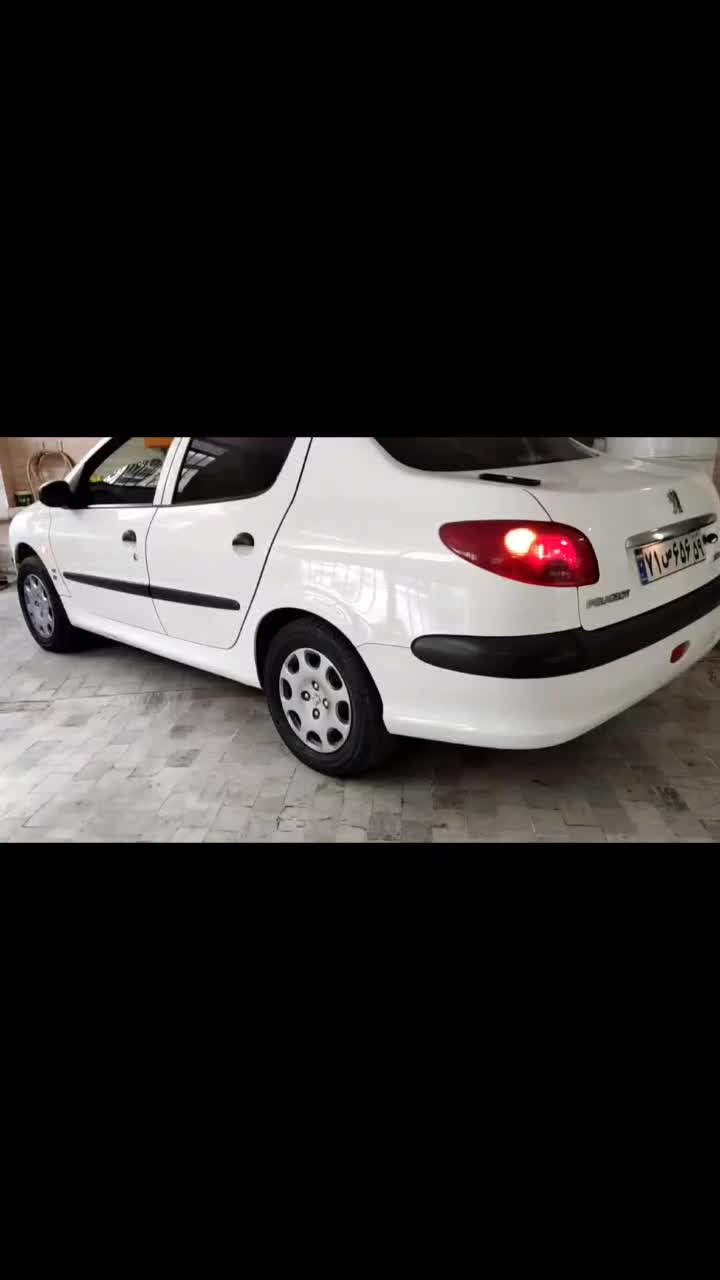 پژو ۲۰۶ صندوق دار v8 - 1399