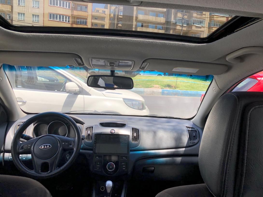 کیا سراتو 2.0 لیتر اتوماتیک GT لاین - 2010