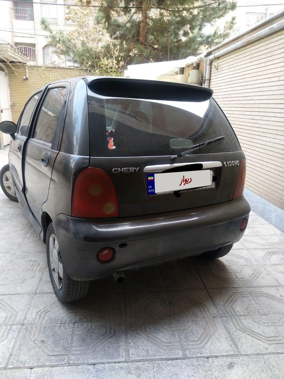 ام وی ام 110 چهار سیلندر دنده ای - 2011