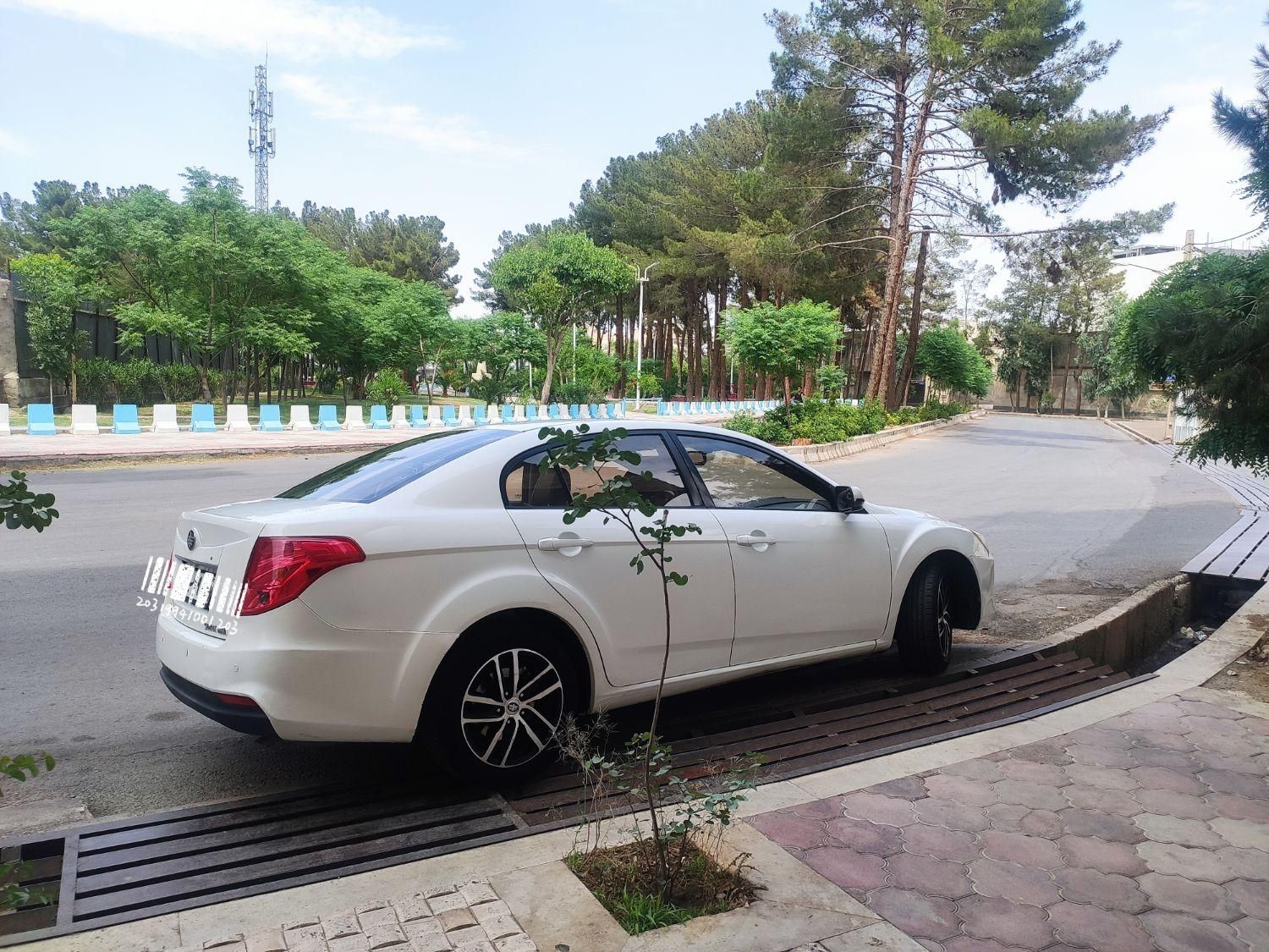 خودرو بسترن، B50F آگهی ann_18493230