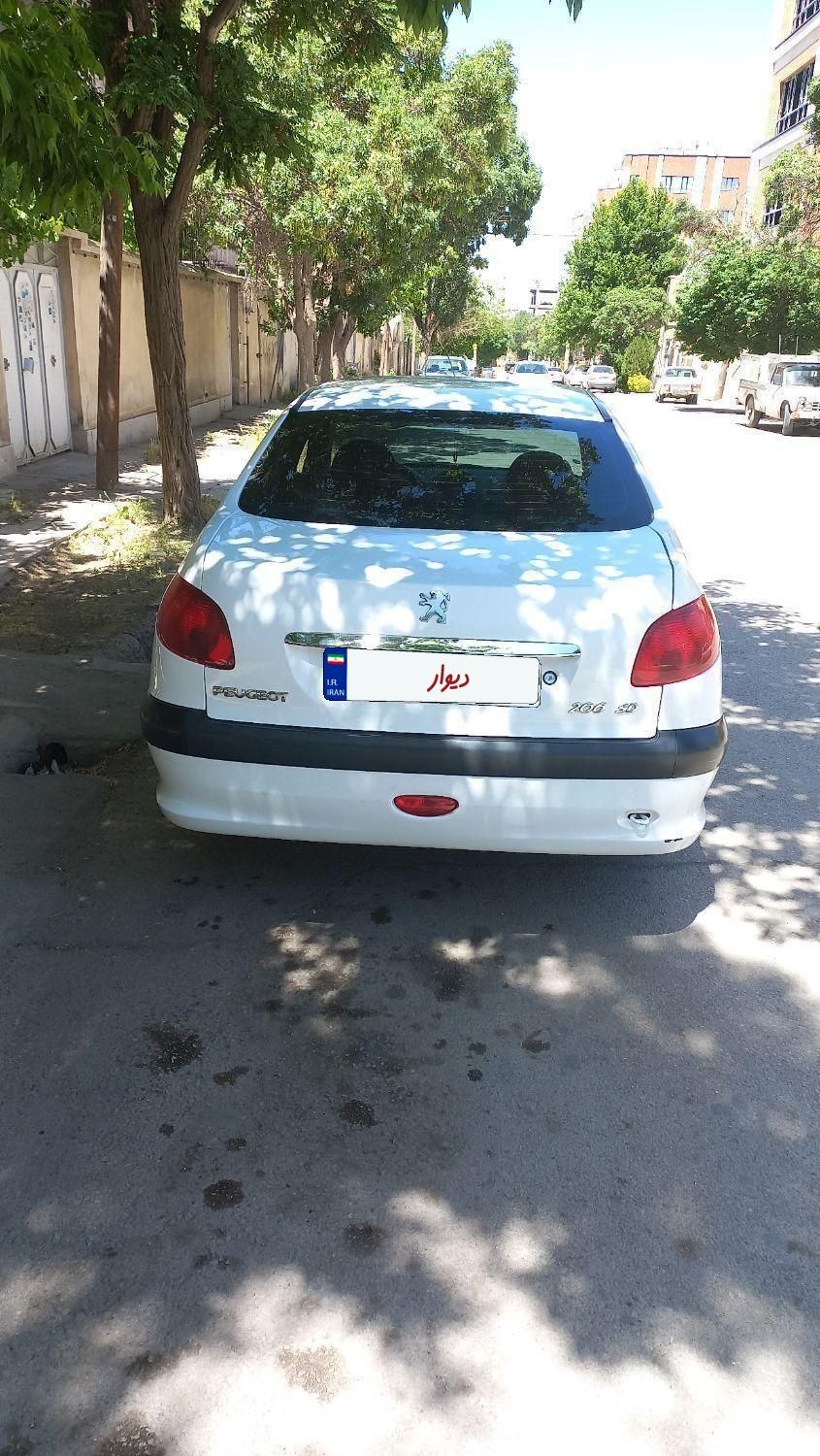 خودرو پژو، ۲۰۶ صندوق دار آگهی ann_18493796