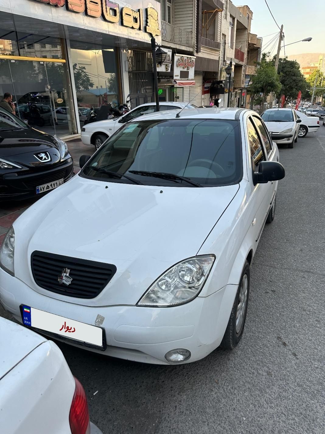تیبا صندوق دار SX - 1401
