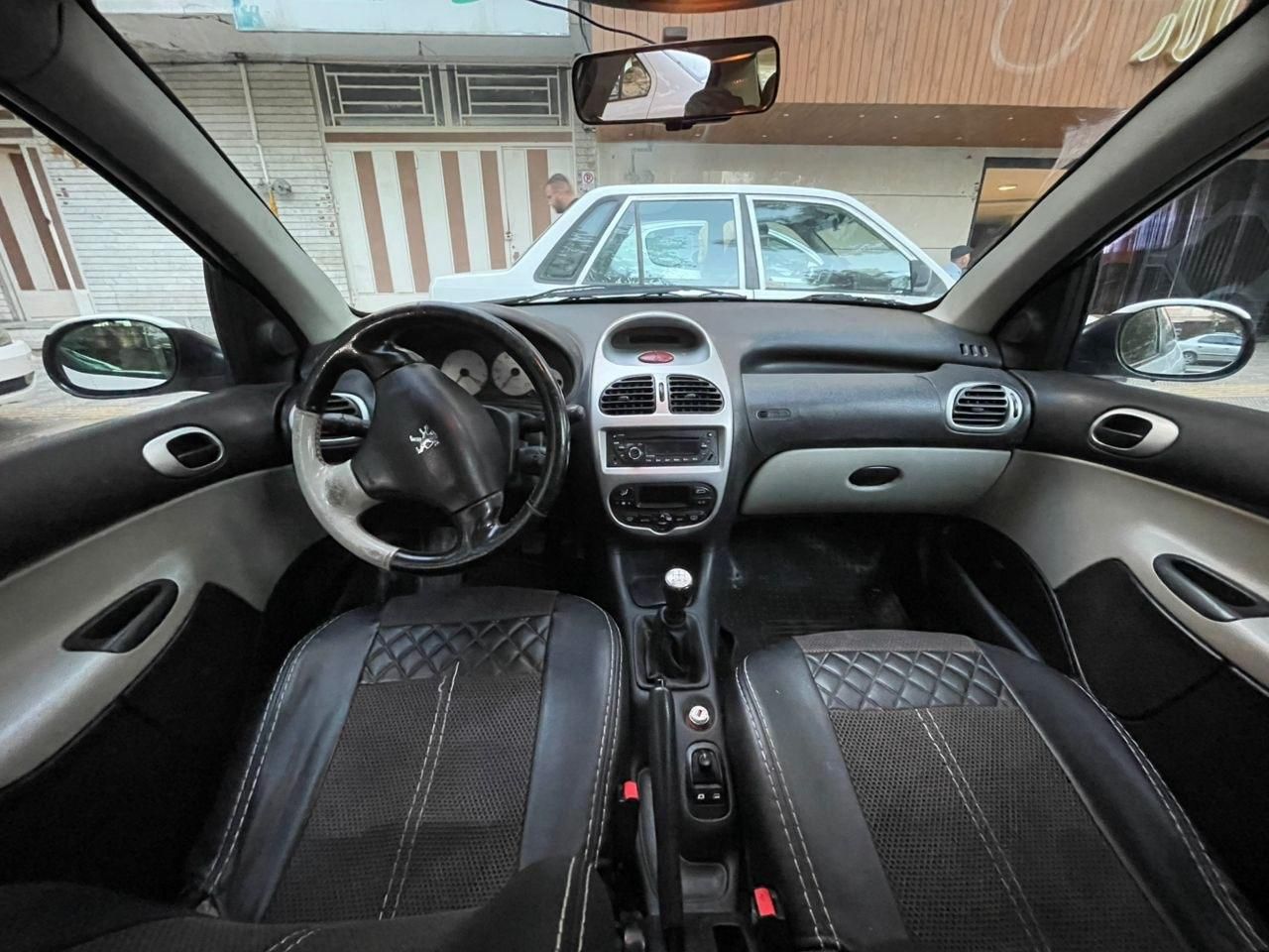 پژو ۲۰۶ صندوق دار v8 - 1389