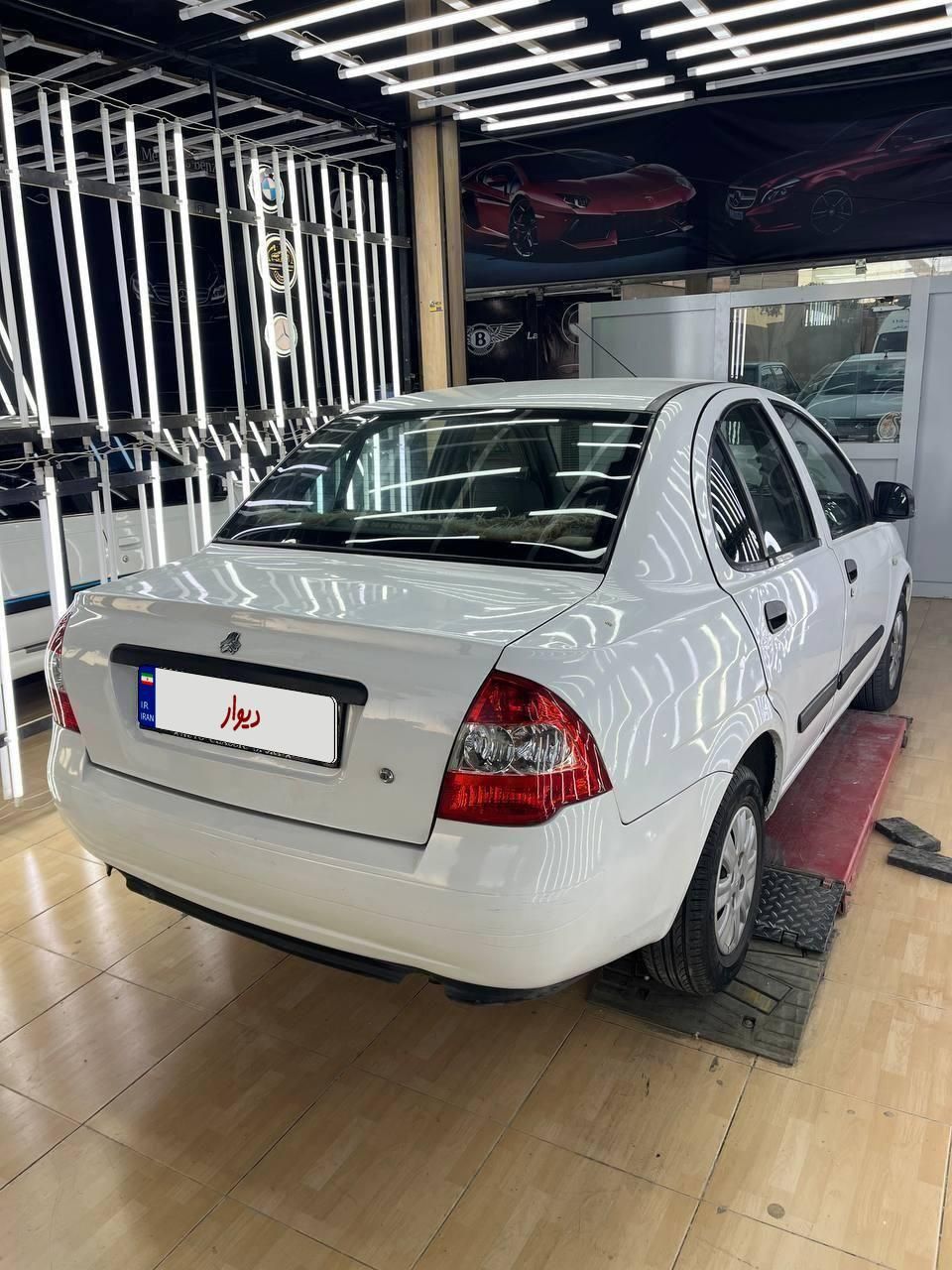 تیبا صندوق دار SX - 1394
