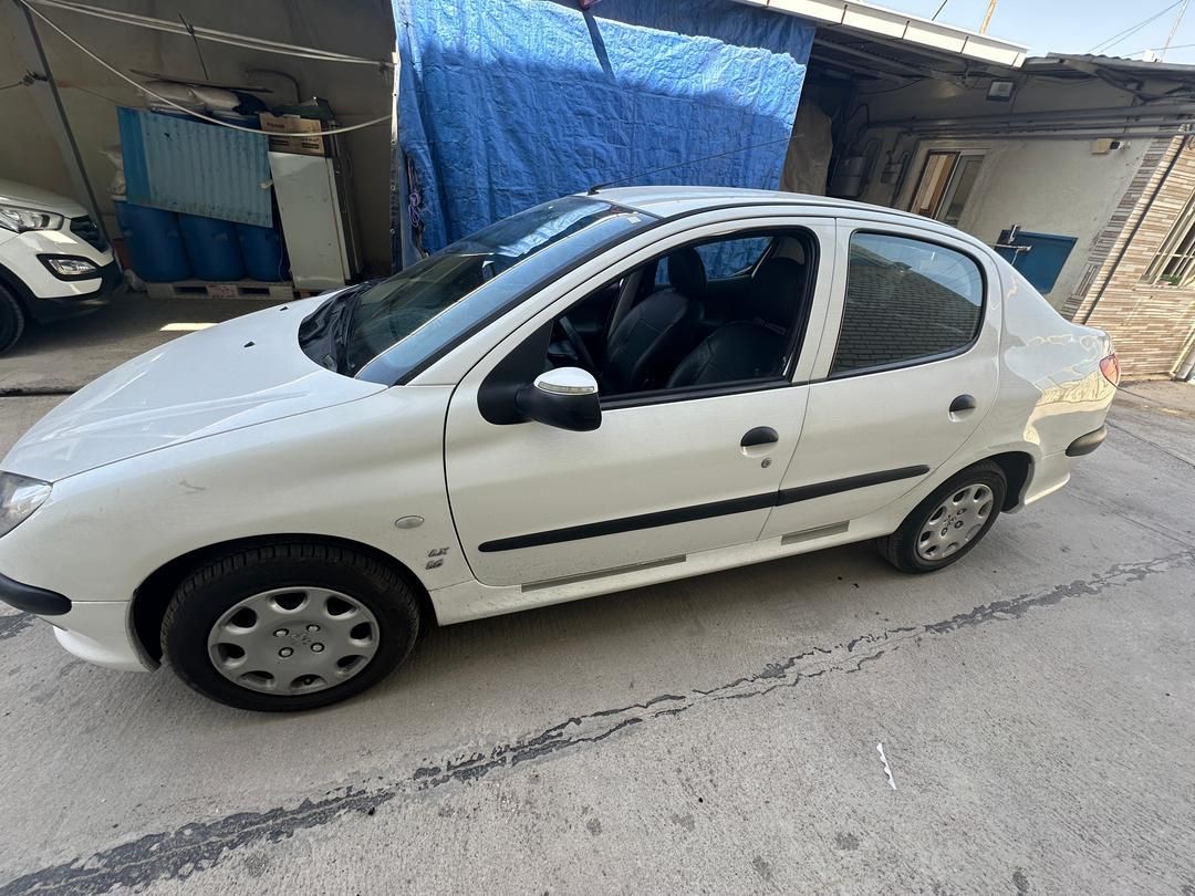 پژو ۲۰۶ صندوق دار v8 - 1394