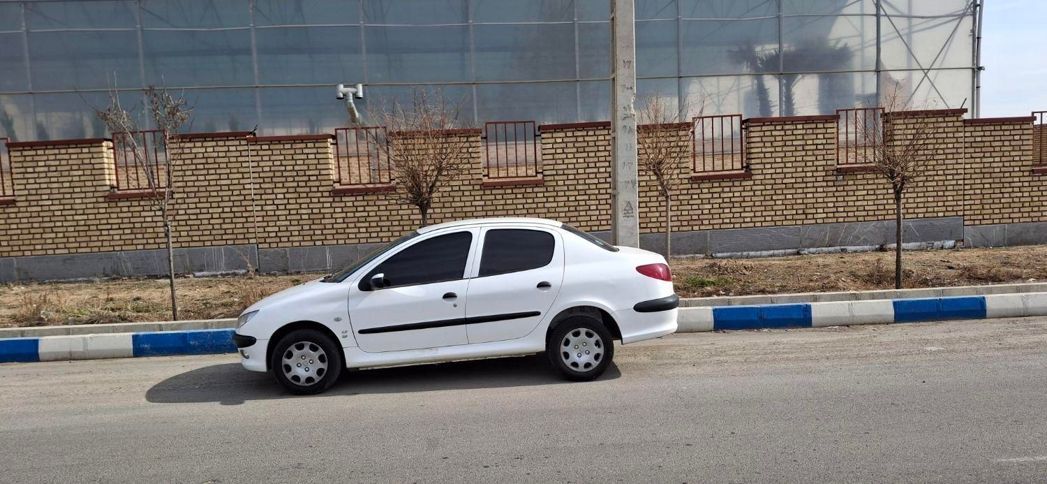 پژو ۲۰۶ صندوق دار v8 - 1399