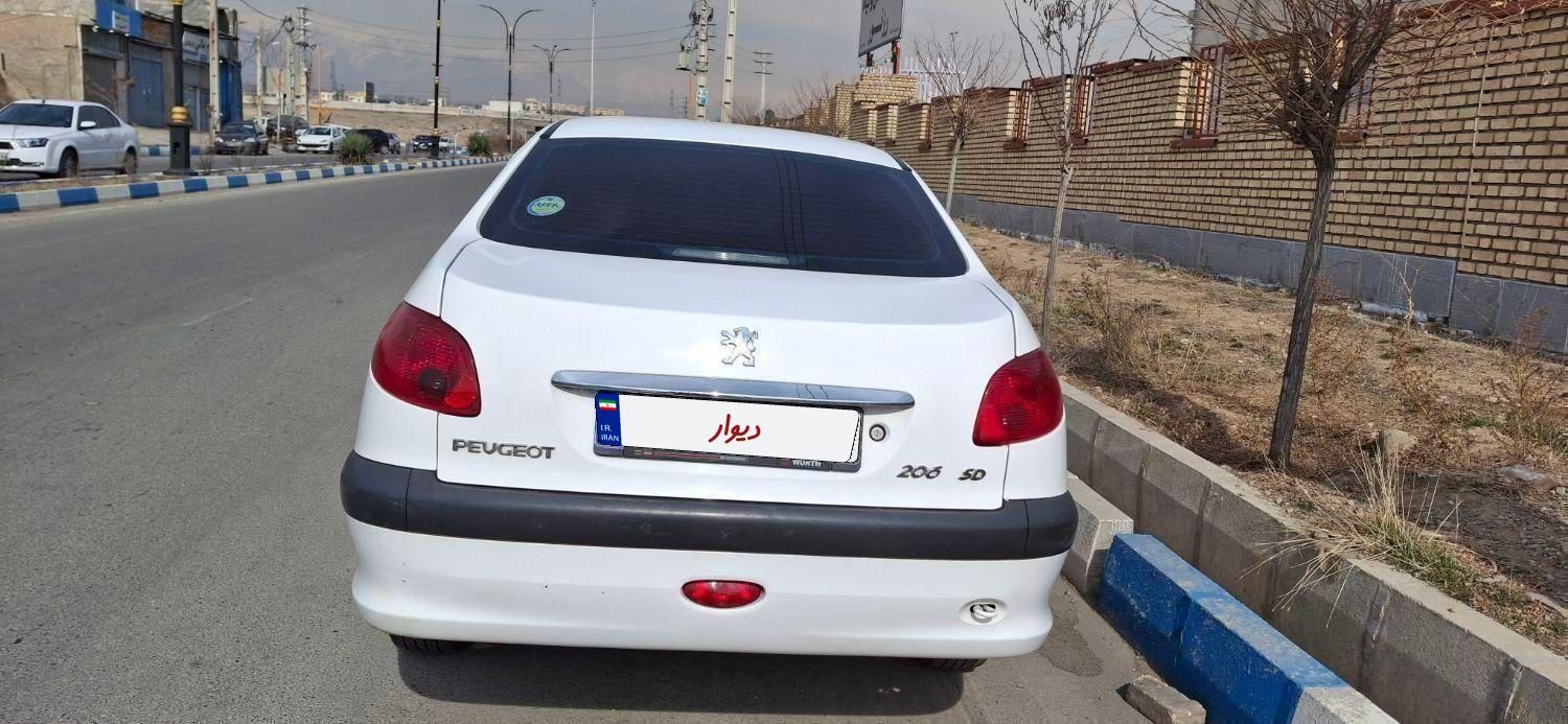 پژو ۲۰۶ صندوق دار v8 - 1399
